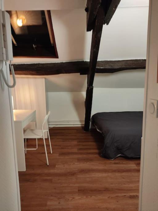 Studio Remois - Wifi/Netflix Reims Eksteriør bilde